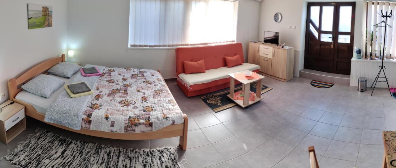 Apartman Ankica Golubac Extérieur photo